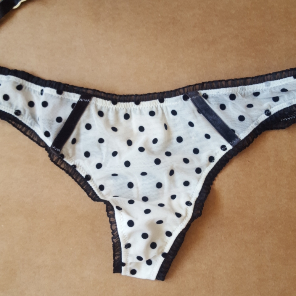 3 pcs Victoria's secret gorgeous 34C M/L medium - Picture 8 of 9
